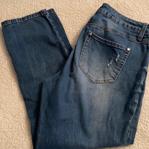 Women’s New Directions Crop Stretch Jeans 10R - Picture 4 of 5